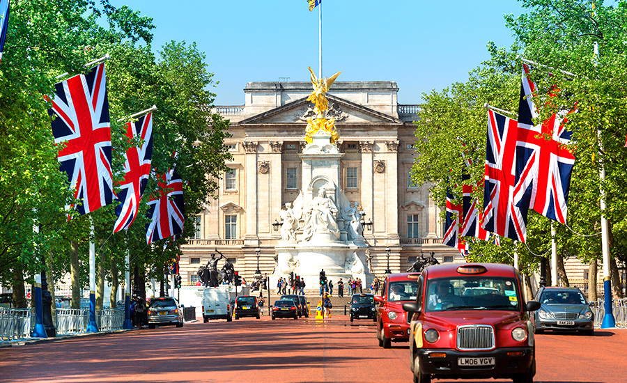 Taxi's in Londen bij Buckingham Palace